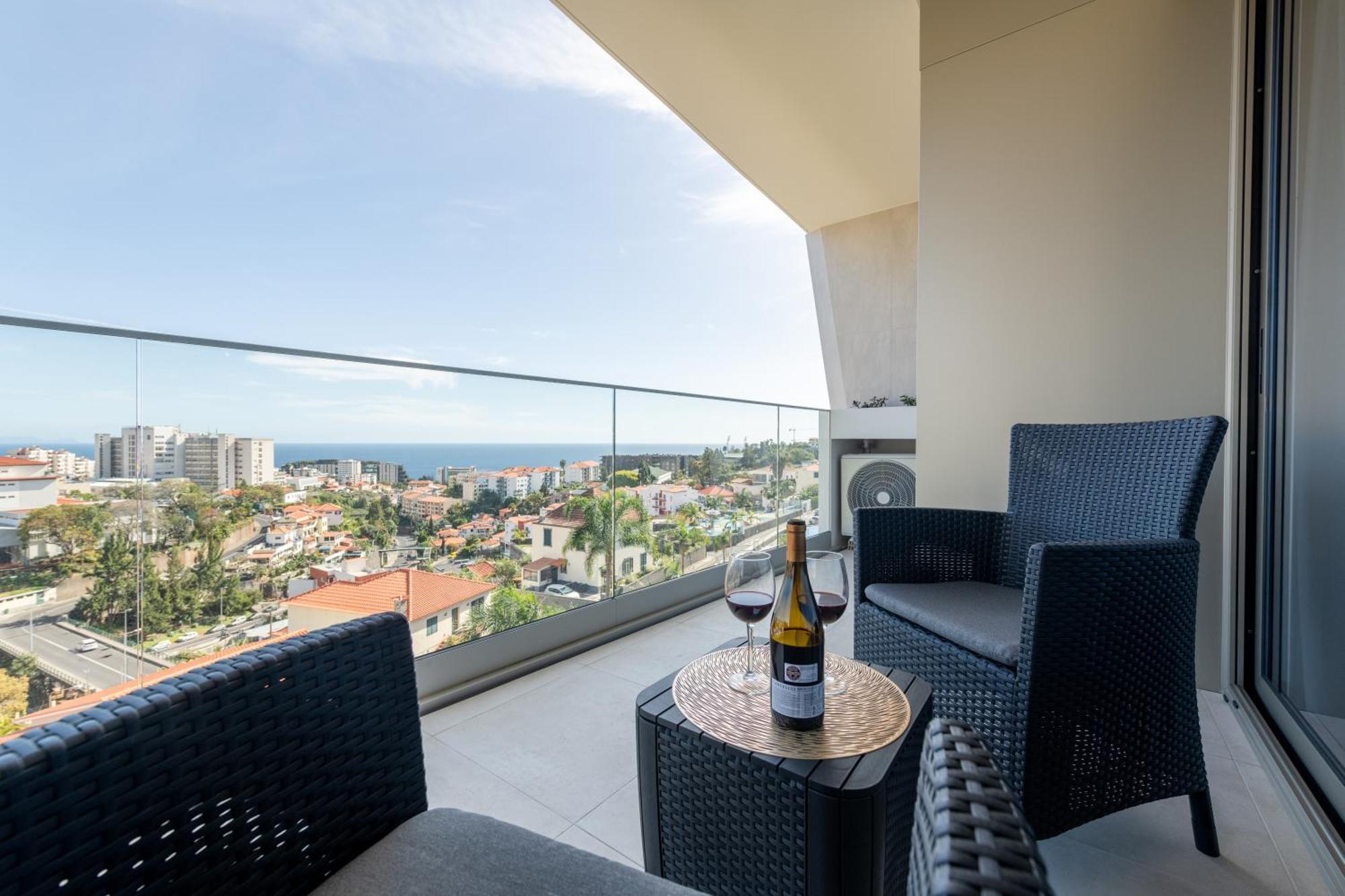 The King Apartment Funchal  Bagian luar foto